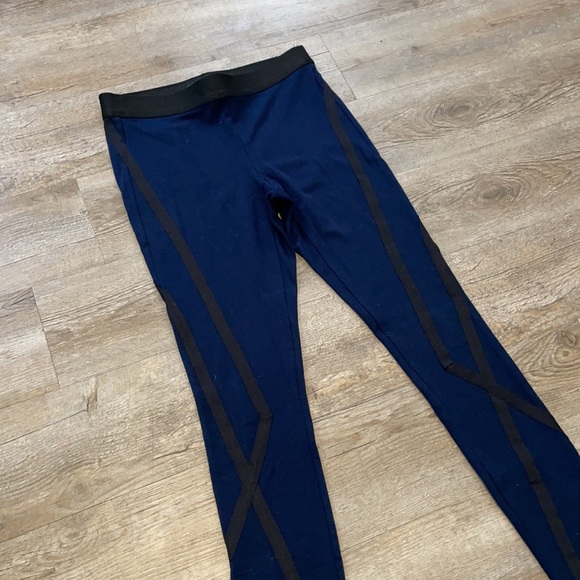 Theory Black & Blue Leggings - Picture 2 of 3